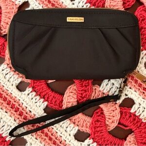 TRAVELON RFID Blocking Double Zipper Black Wristlet Travel Wallet Clutch NWOT